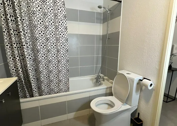 O Doux Sejour - Parking, Netflix, Terrasse Apartment Toulouse